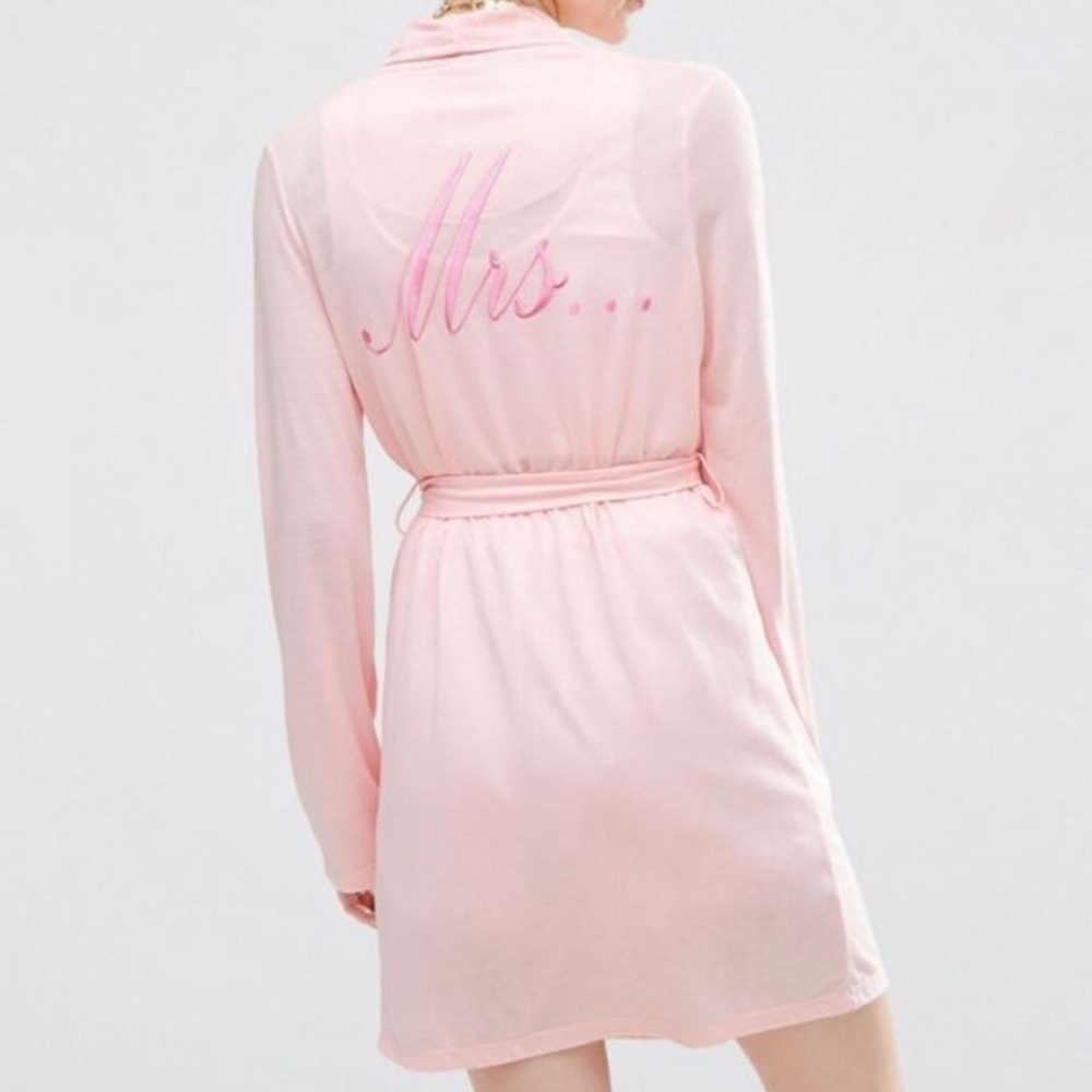 ASOS mrs robe sz XL NWT